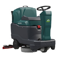 LAVADORA DE PISOS DE OPERACAO A BORDO A670